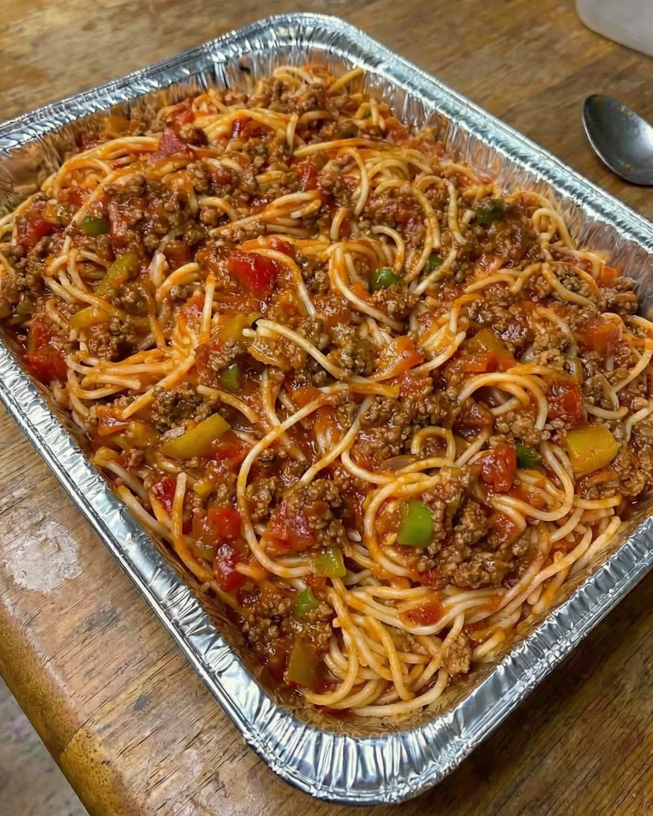 Old-Fashioned Spaghetti with Meat Sauce